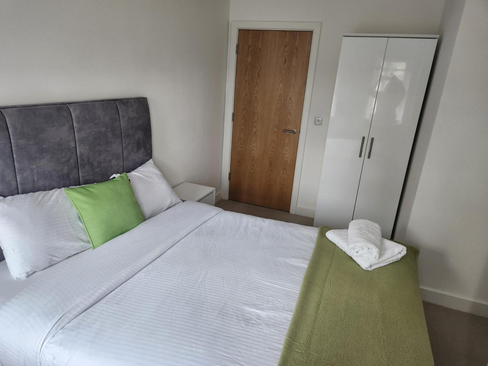Apartment Modern & Cozy 1bed Close To City Centre *